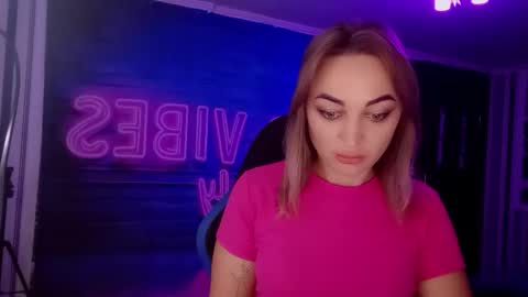 Snapshot of blonde_temptation chatting on September 2025 07:32:02 AM Meryem online show from September 2025 07:32:02 AM