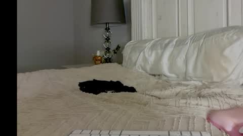 Snapshot of blondechristine99 chatting on October 2025 03:07:01 AM blondechristine99 online show from October 2025 03:07:01 AM