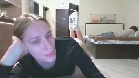 Snapshot of blondi_bondi chatting on February 2026 09:57:01 PM Viktoriia online show from February 2026 09:57:01 PM
