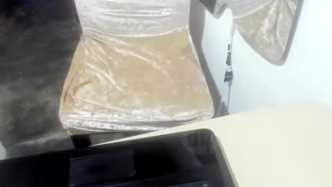 Snapshot of blondie_seex chatting on January 2026 12:43:02 PM Blondie online show from January 2026 12:43:02 PM