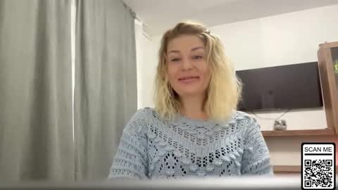 blondie_xoxoxo online show from October 2025 07:18:02 AM