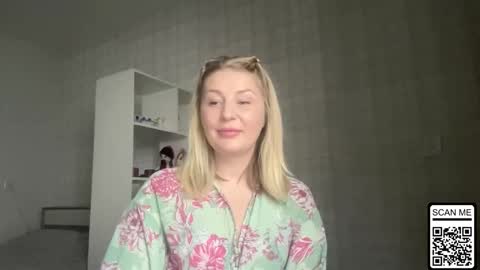 blondie_xoxoxo online show from February 2026 01:36:01 PM