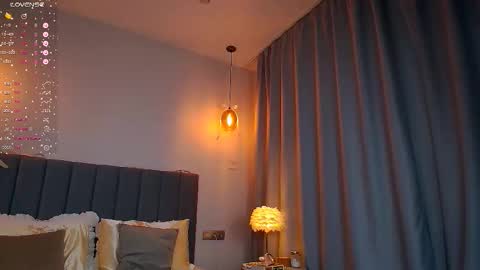 Snapshot of blondiemermaid chatting on September 2025 11:27:02 PM Mia online show from September 2025 11:27:02 PM