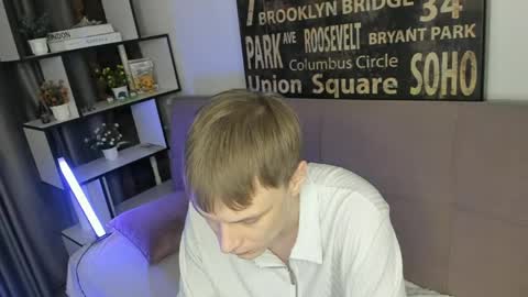 Snapshot of blondvibe chatting on May 2026 09:11:02 PM Alik online show from May 2026 09:11:02 PM