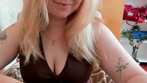 blondymargaret online show from June 2026 06:47:02 AM