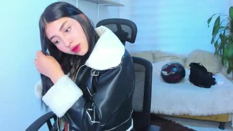 Snapshot of bloom_flower1 chatting on December 2025 11:30:02 AM bloom_flower1 online show from December 2025 11:30:02 AM