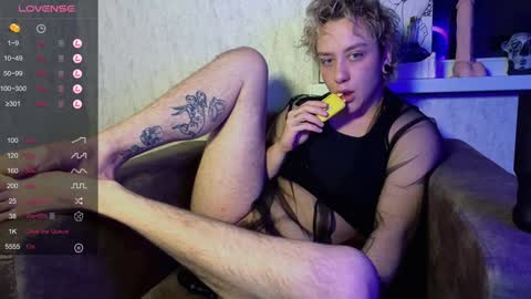 blooming_soul online show from February 2025 09:20:02 PM