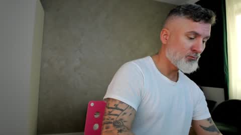 Nico online show from December 2024 11:07:01 AM