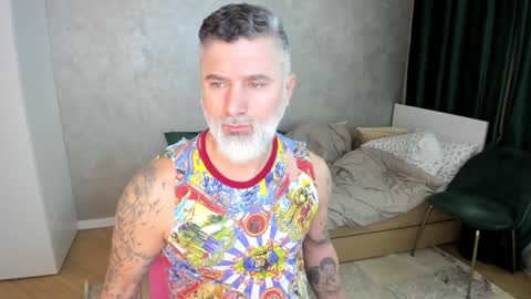 Nico online show from February 2025 01:43:02 PM