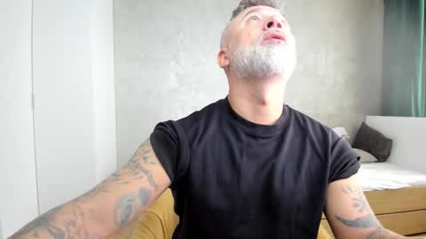 Nico online show from September 2025 05:51:02 AM