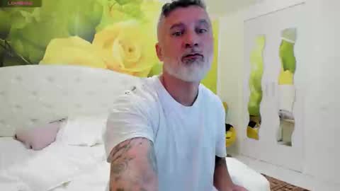 Nico online show from April 2026 06:29:02 AM