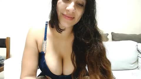 Snapshot of blue_and_jacob chatting on December 2024 04:54:02 AM BLUE online show from December 2024 04:54:02 AM