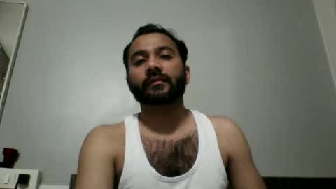 Snapshot of blue_bearr chatting on December 2025 04:02:01 PM Blue Bear online show from December 2025 04:02:01 PM