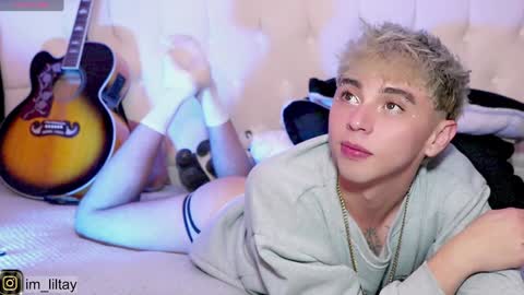 TAY   online show from January 2025 08:21:01 PM