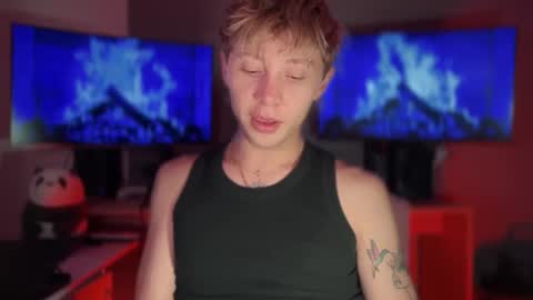 TAY   online show from December 2025 11:12:02 PM