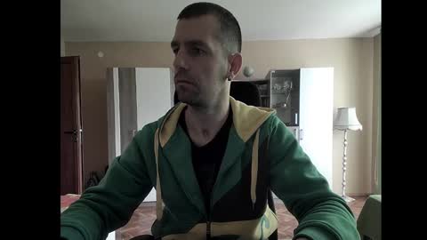 Runaway online show from January 2025 08:04:02 AM