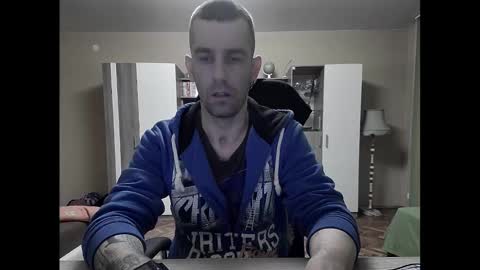 Runaway online show from February 2025 08:15:02 PM