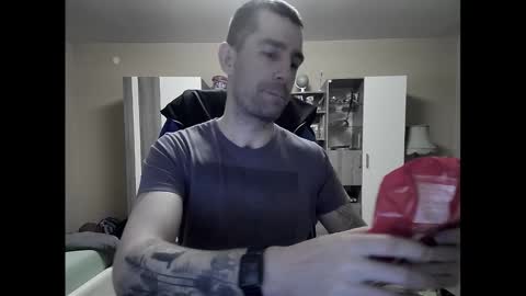 Runaway online show from February 2025 08:44:01 PM