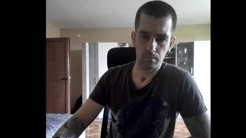 Runaway online show from October 2025 10:38:01 AM