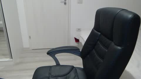 Juliet online show from February 2026 06:01:02 PM