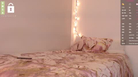 Blue online show from February 2025 10:18:02 PM