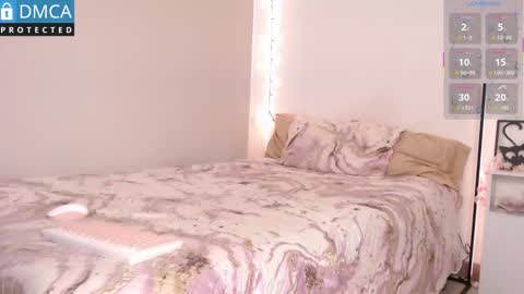 Snapshot of blue_nebula chatting on November 2025 12:55:01 PM Blue online show from November 2025 12:55:01 PM