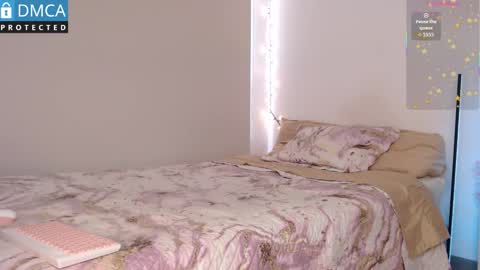 Snapshot of blue_nebula chatting on December 2025 01:31:02 PM Blue online show from December 2025 01:31:02 PM