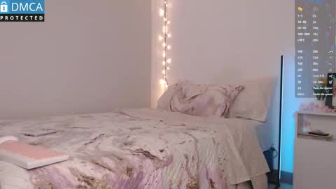 Snapshot of blue_nebula chatting on February 2026 01:09:02 PM Blue online show from February 2026 01:09:02 PM