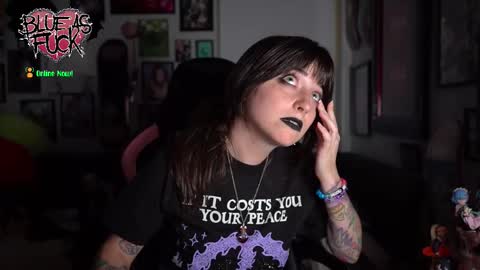 Blue online show from November 2025 01:49:02 AM