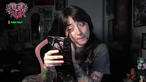 Blue online show from November 2025 01:19:01 AM