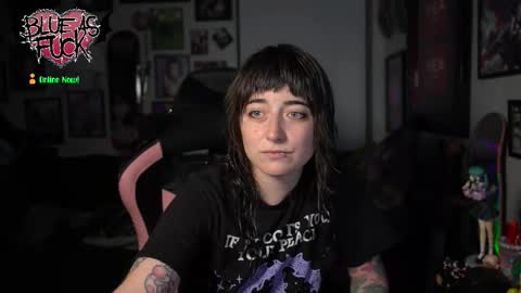 Blue online show from December 2025 01:36:01 AM