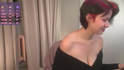 Snapshot of bluebeell chatting on November 2025 09:58:01 PM bluebeell online show from November 2025 09:58:01 PM