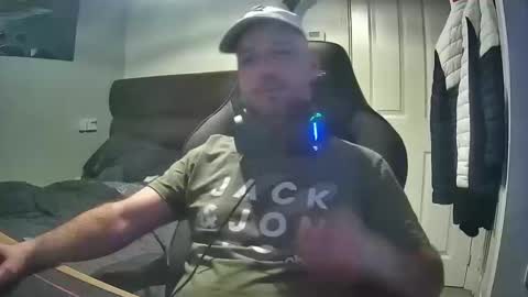 Snapshot of bluebirdflame1 chatting on December 2024 03:22:02 AM bluebirdflame1 online show from December 2024 03:22:02 AM