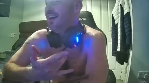 Snapshot of bluebirdflame1 chatting on December 2024 07:00:02 AM bluebirdflame1 online show from December 2024 07:00:02 AM