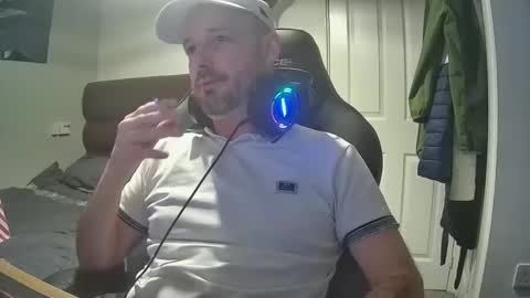 Snapshot of bluebirdflame1 chatting on December 2024 01:26:02 AM bluebirdflame1 online show from December 2024 01:26:02 AM