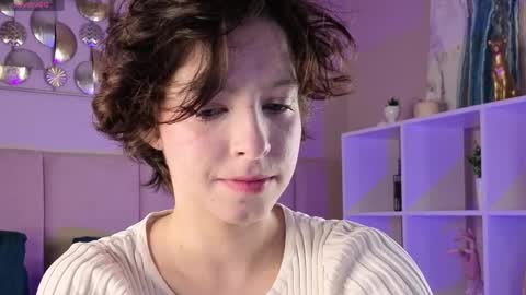 Charlotte  dont forget to thumbs up me  online show from May 2026 02:40:01 AM