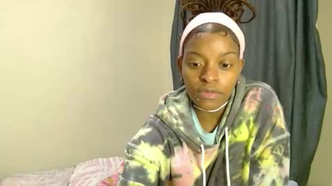 Tee online show from April 2026 12:41:02 PM