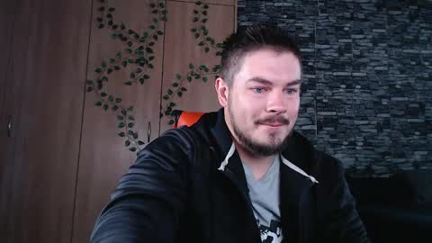 blueeyeboy0 online show from May 2026 08:12:02 AM