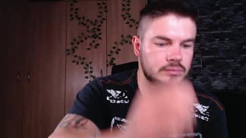 blueeyeboy0 online show from May 2026 10:21:01 AM