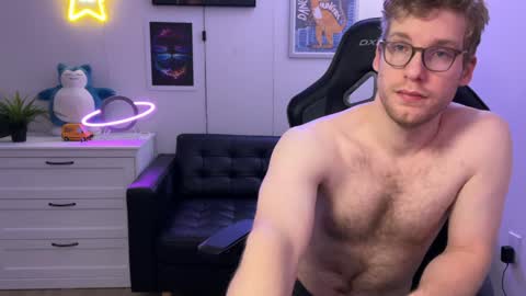 blueeyedtallguy online show from December 2024 03:48:01 AM