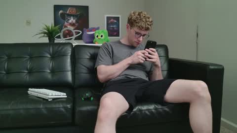 blueeyedtallguy online show from September 2025 10:47:01 PM