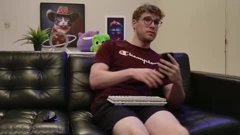 blueeyedtallguy online show from September 2025 12:48:02 AM