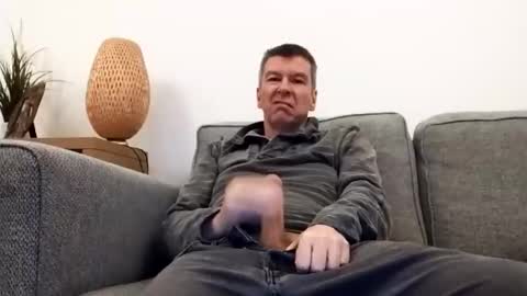 blueeyesteele online show from April 2026 09:52:01 PM