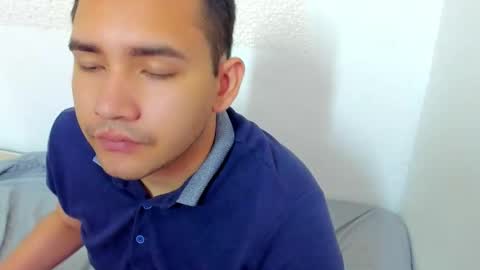 Snapshot of bluehsunny chatting on December 2025 04:40:01 AM alexander online show from December 2025 04:40:01 AM