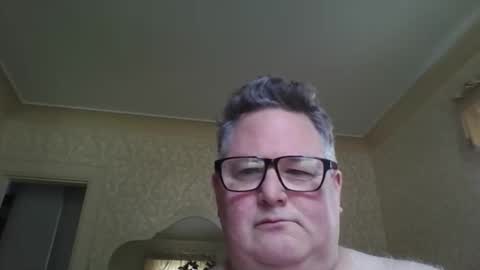 bluemoose70 online show from September 2025 05:57:02 PM