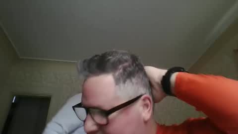 bluemoose70 online show from November 2025 05:13:02 PM