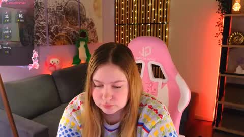 Ellie3 online show from March 2025 01:57:02 PM