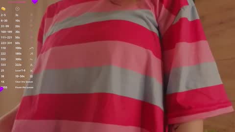 Snapshot of blushinbloom chatting on November 2025 06:12:01 AM Dolores online show from November 2025 06:12:01 AM