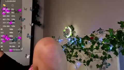 Snapshot of blushinbloom chatting on February 2026 06:09:01 AM Dolores online show from February 2026 06:09:01 AM