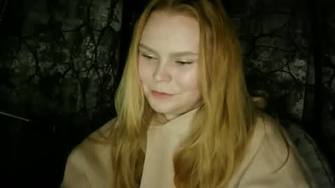 blushing_star online show from September 2025 04:43:02 PM